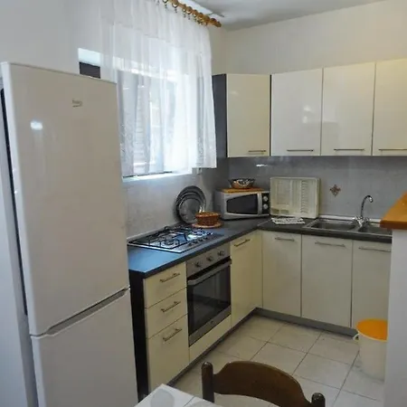 With Parking Space - 860 Appartement