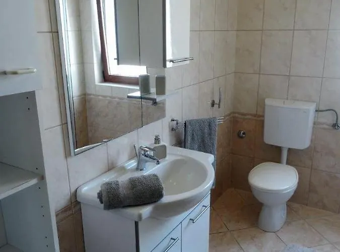 With Parking Space Biograd Na Moru, Biograd - 860 アパート ビオグラード・ナ・モル