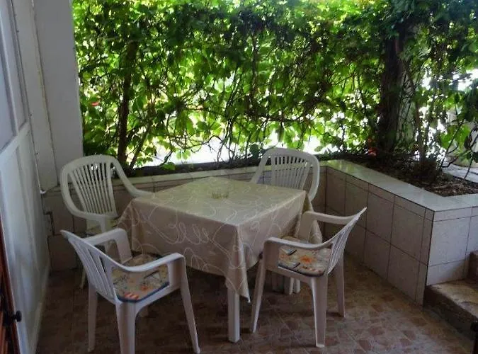 Апартаменты With Parking Space Biograd Na Moru, Biograd - 860 *