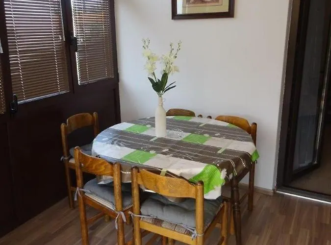 With Parking Space Biograd Na Moru, Biograd - 860 Апартаменты Биоград-на-Мору