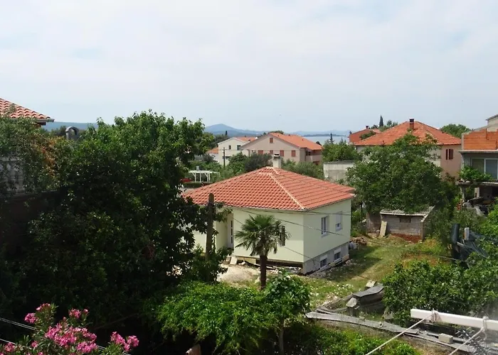 Апартаменты With Parking Space Biograd Na Moru, Biograd - 860 Биоград-на-Мору