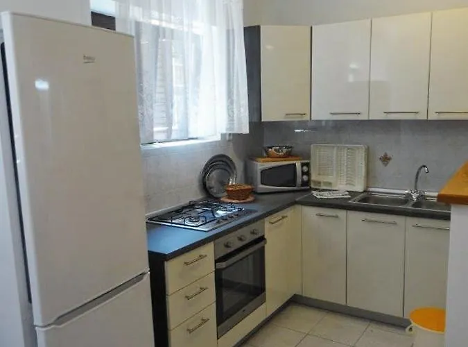 With Parking Space Biograd Na Moru, Biograd - 860 アパート